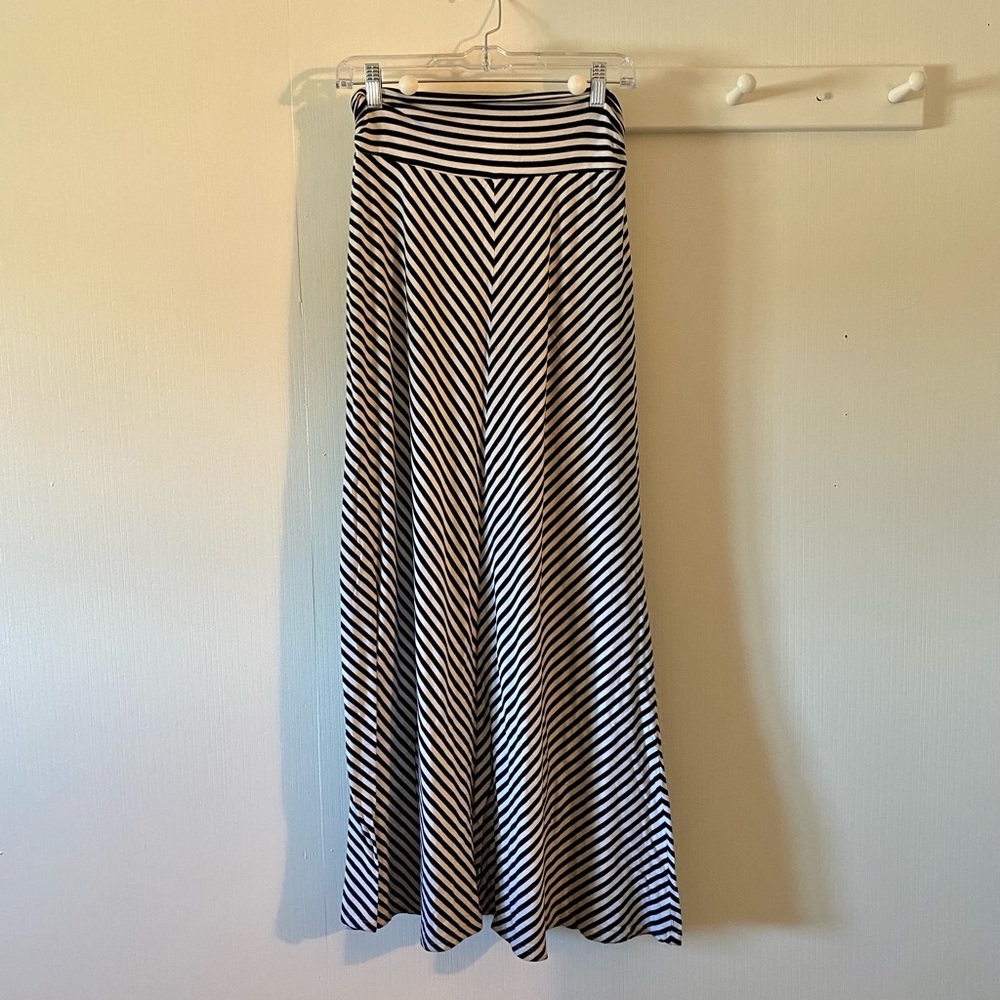Merona Black & White Striped Maxi Skirt Size XS
